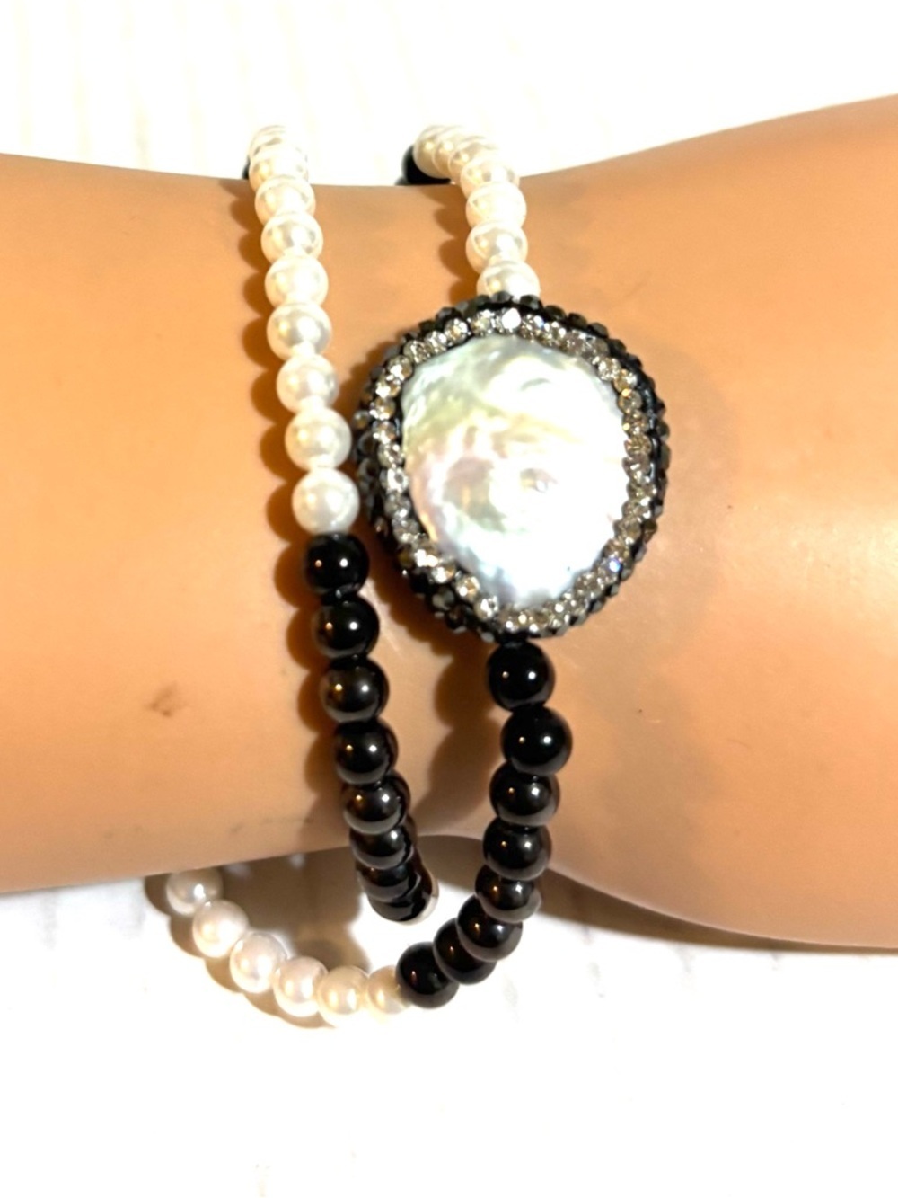 Pearl and Black Bead Double-Strand Bracelet with Mother-of-Pearl Pendant